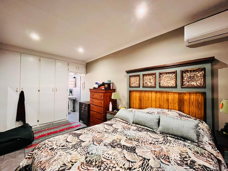 3 Bedroom Property for Sale in Protea Park North West